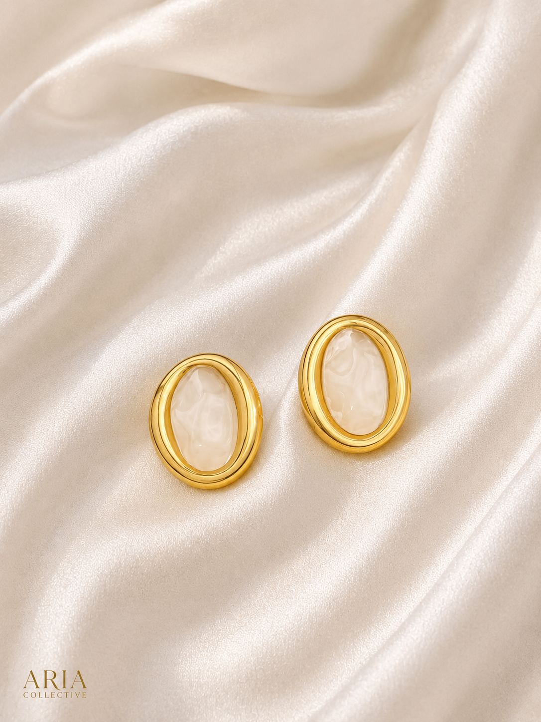 OVAL EARRINGS