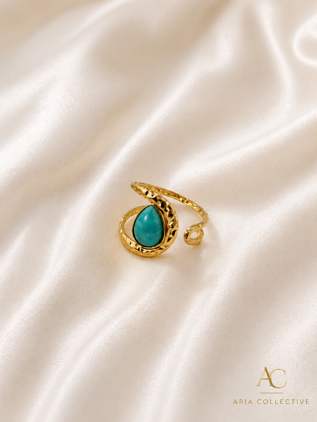 NERISA TURQOISE RING