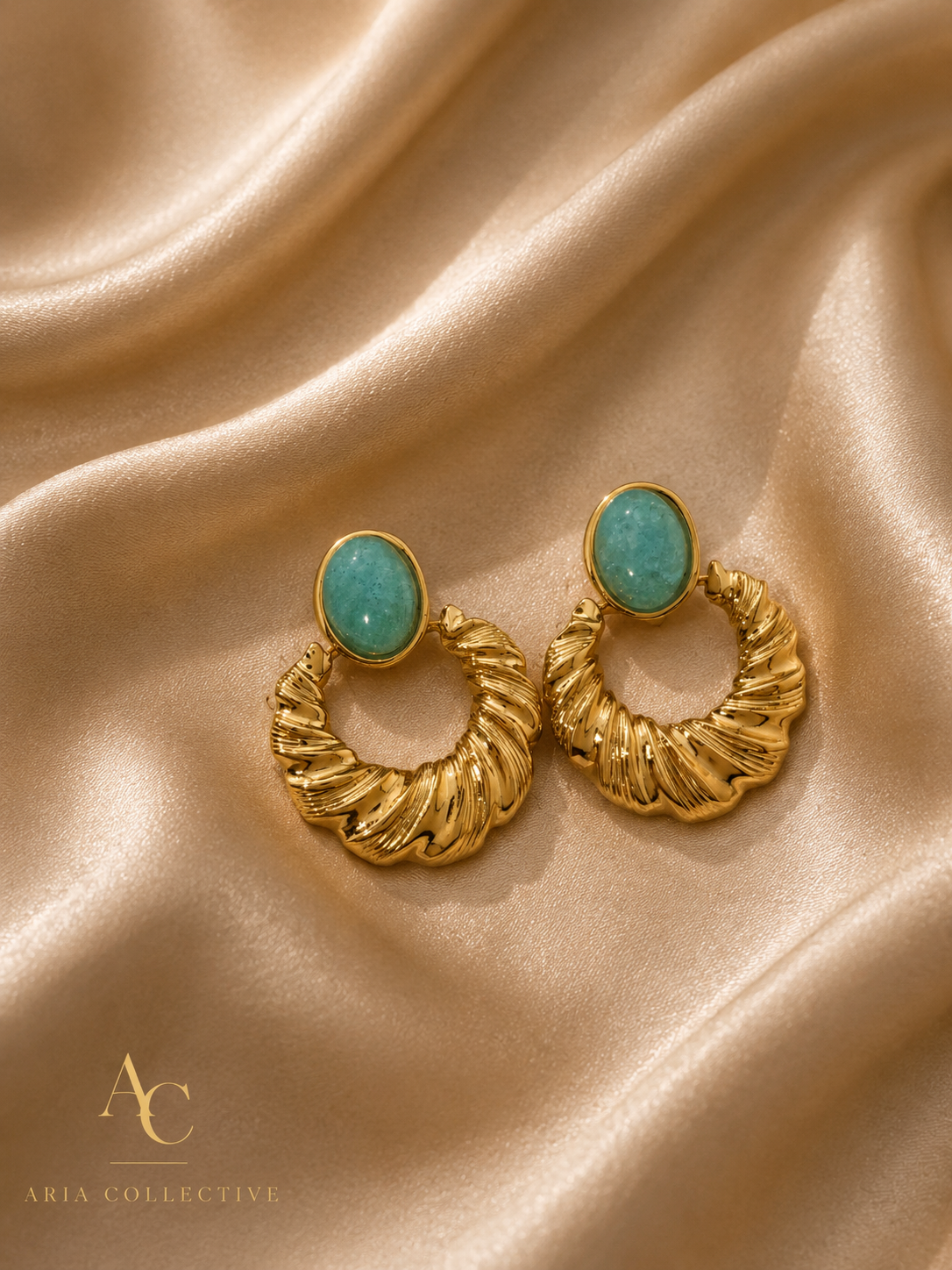 EMERALD MUSE  EARRINGS