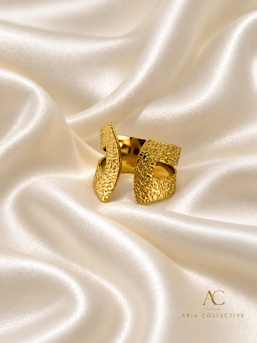CELESTE GOLD RING