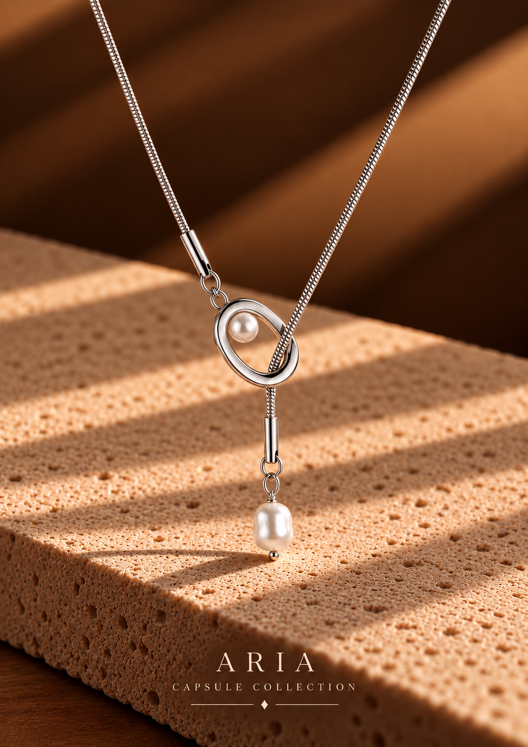 PERLA SILVER NECKLACE